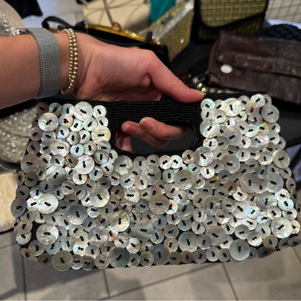 Silver Going out purse